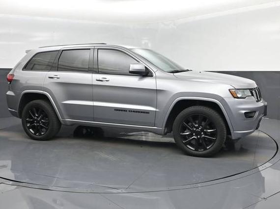 JEEP GRAND CHEROKEE 2019 1C4RJFAG3KC793296 image
